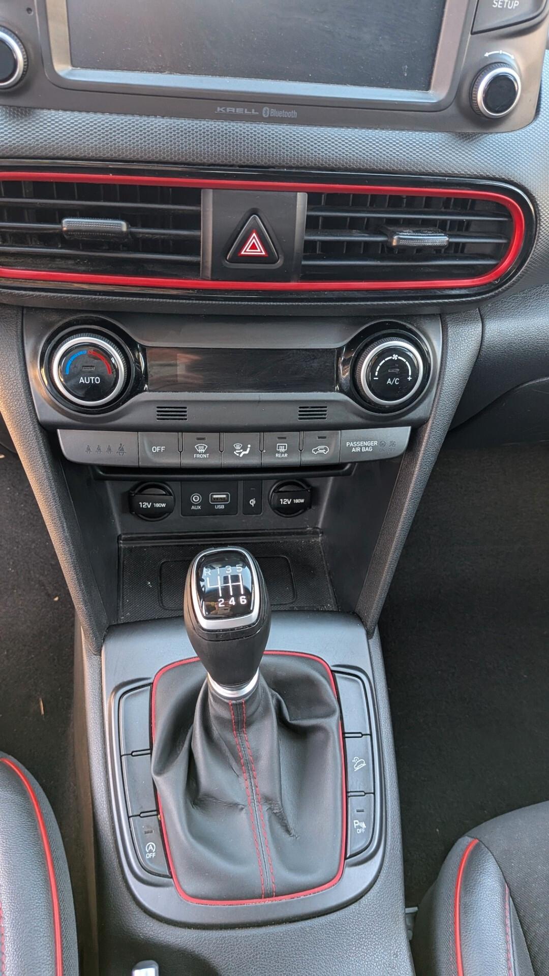 Hyundai Kona 1.0 T-GDI Xpossible