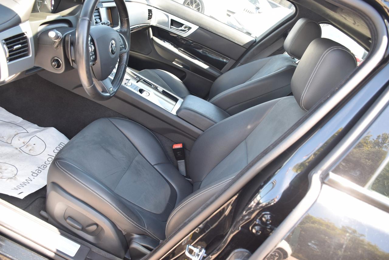 Jaguar XF BERLINA 2.2D 163CV AUTOM. R-SPORT-TETTO-PELLE-NAVI-SENSORI-CAM-CRUISE- IVA DETRAIBILE
