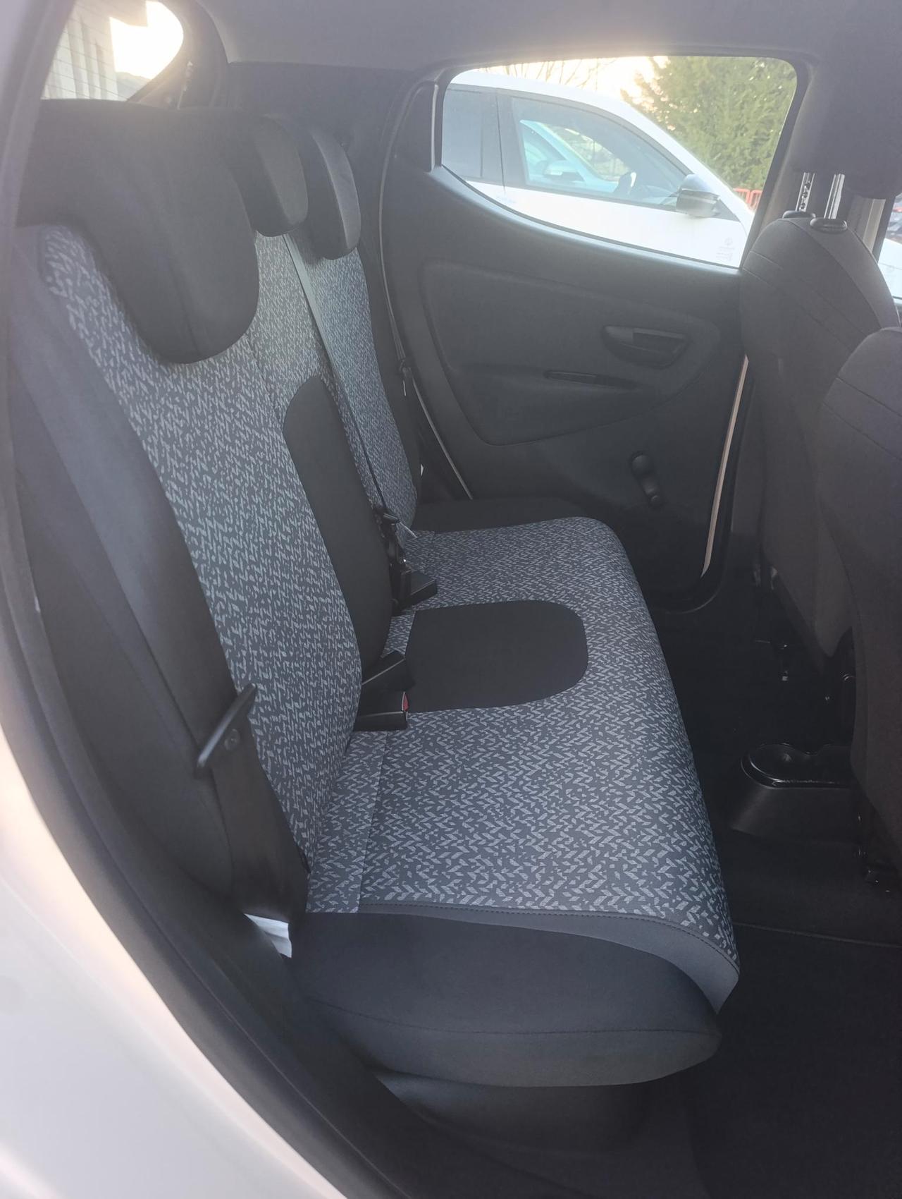 Lancia Ypsilon 5 Porte Ypsilon 1.3 mjt Silver s&s 95cv