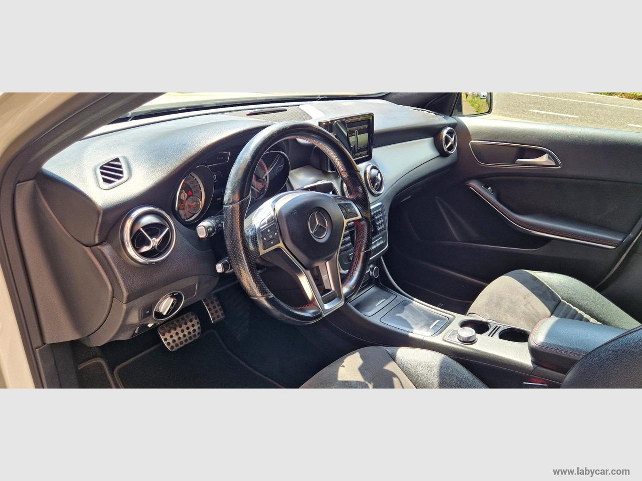 MERCEDES-BENZ GLA 200 CDI Automatic Premium AMG NIGHT