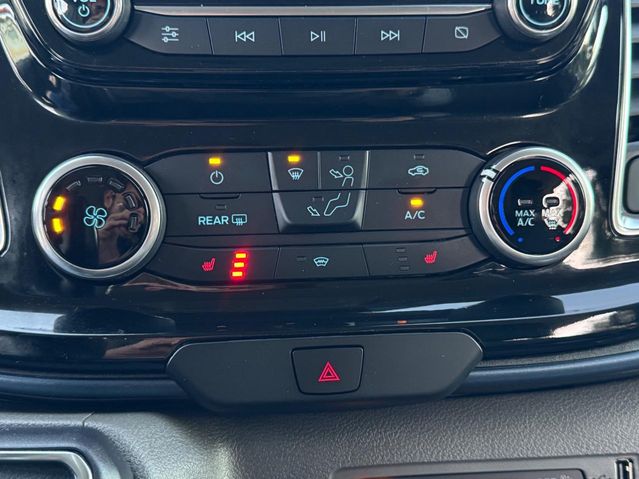 Ford Tourneo Custom 320 2.0 EcoBlue 170CV aut. PL Active