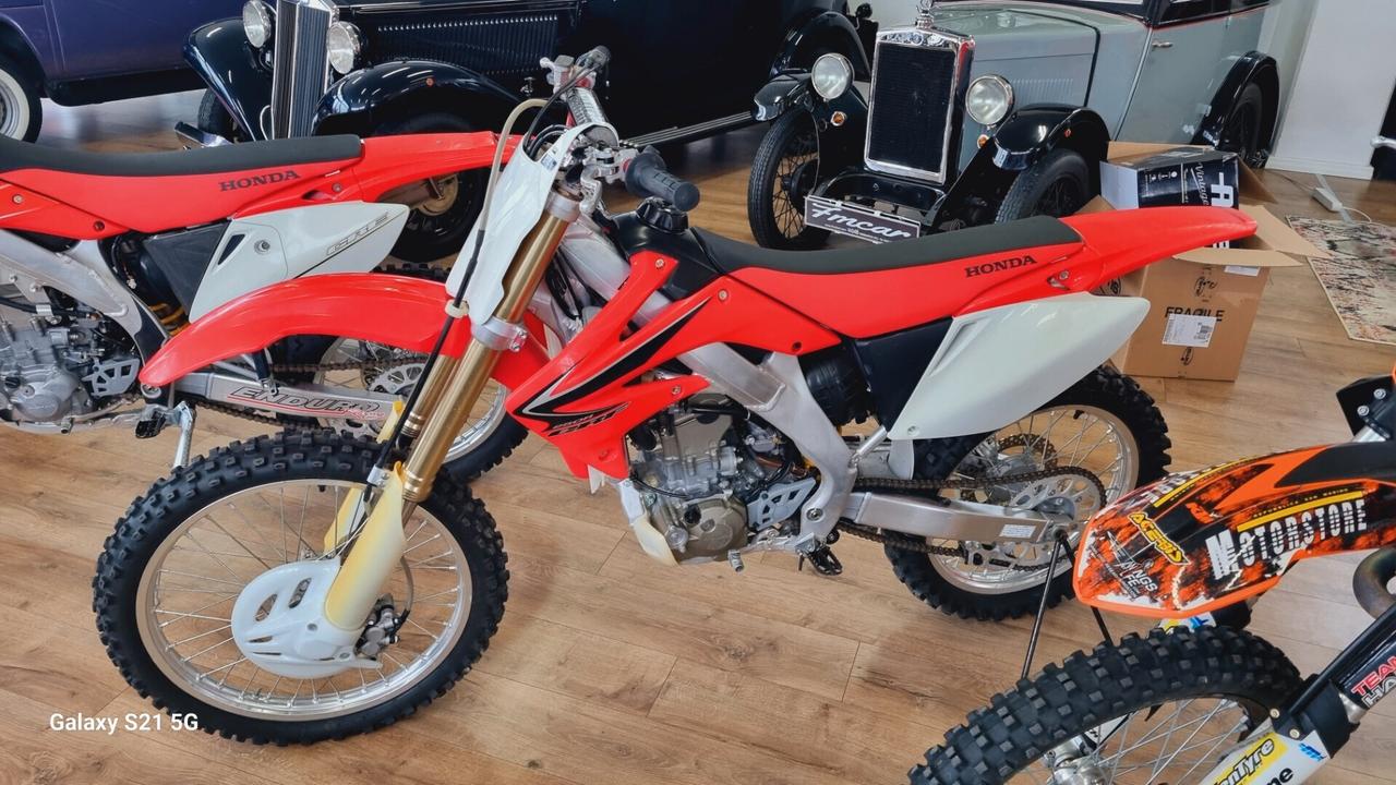 Honda CRE 450 Honda CRE 450 TARGATA