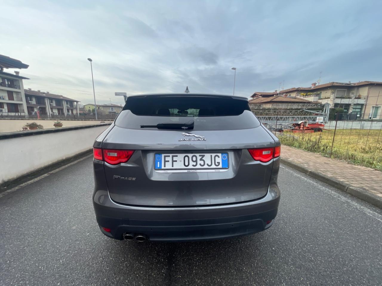 Jaguar F-Pace 2.0 D 180 CV AWD aut. Portfolio