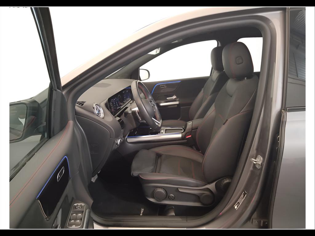 Mercedes-Benz Classe B - W247 2023 - B 180 d AMG Line Advanced Plus auto