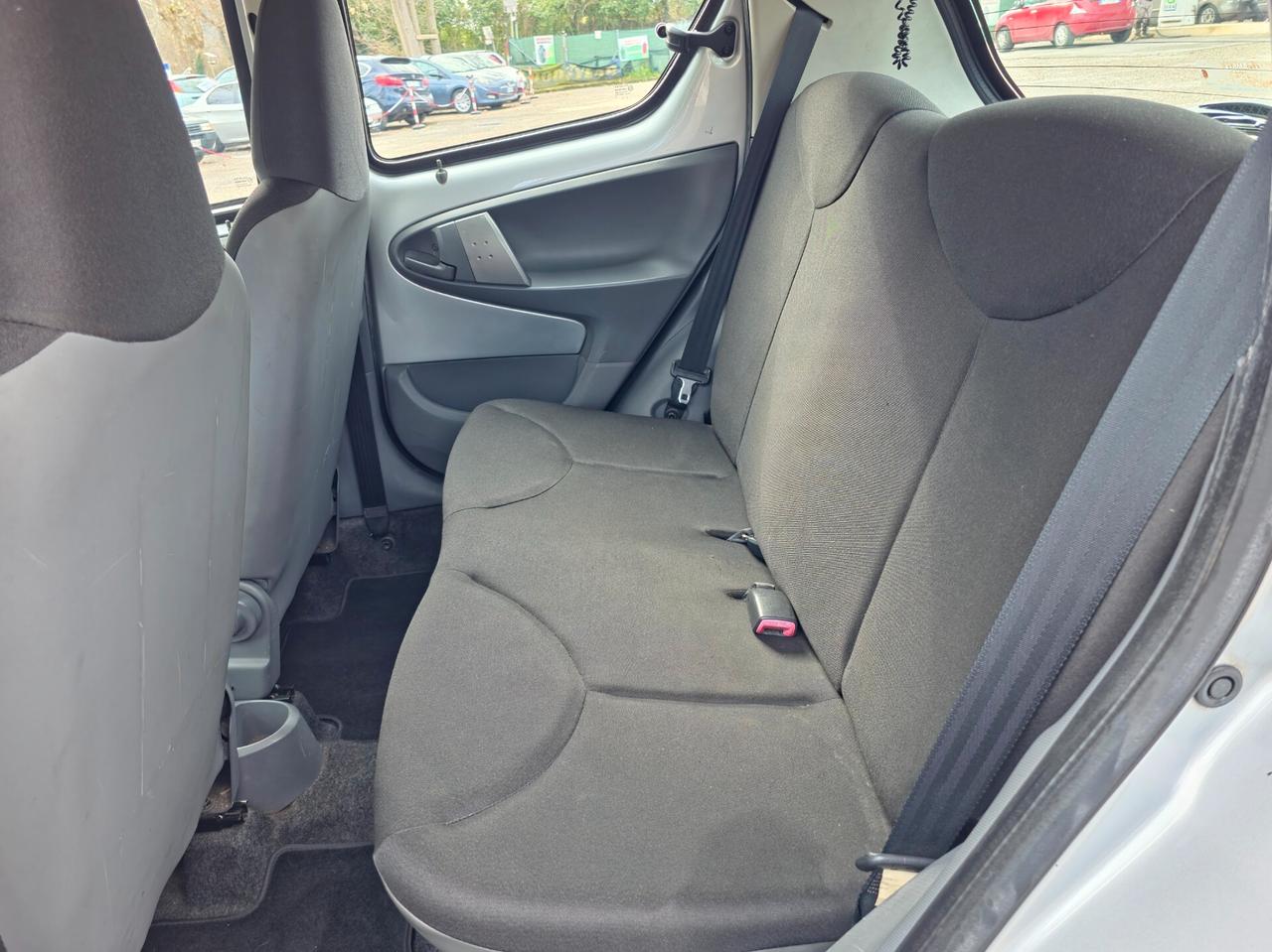 Toyota Aygo 1.0 12V VVT-i 5 porte Now Connect 2010-E5 Manuale NEO