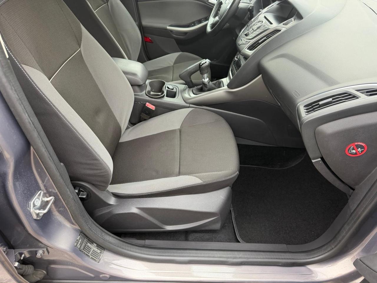 Ford Focus 1.6 TDCi 115 CV Individual neopatentati