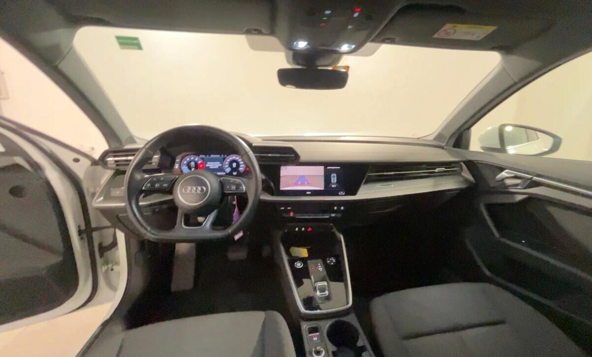 AUDI A3 G-TRON BUSINESS ADVANCED + MATRIX