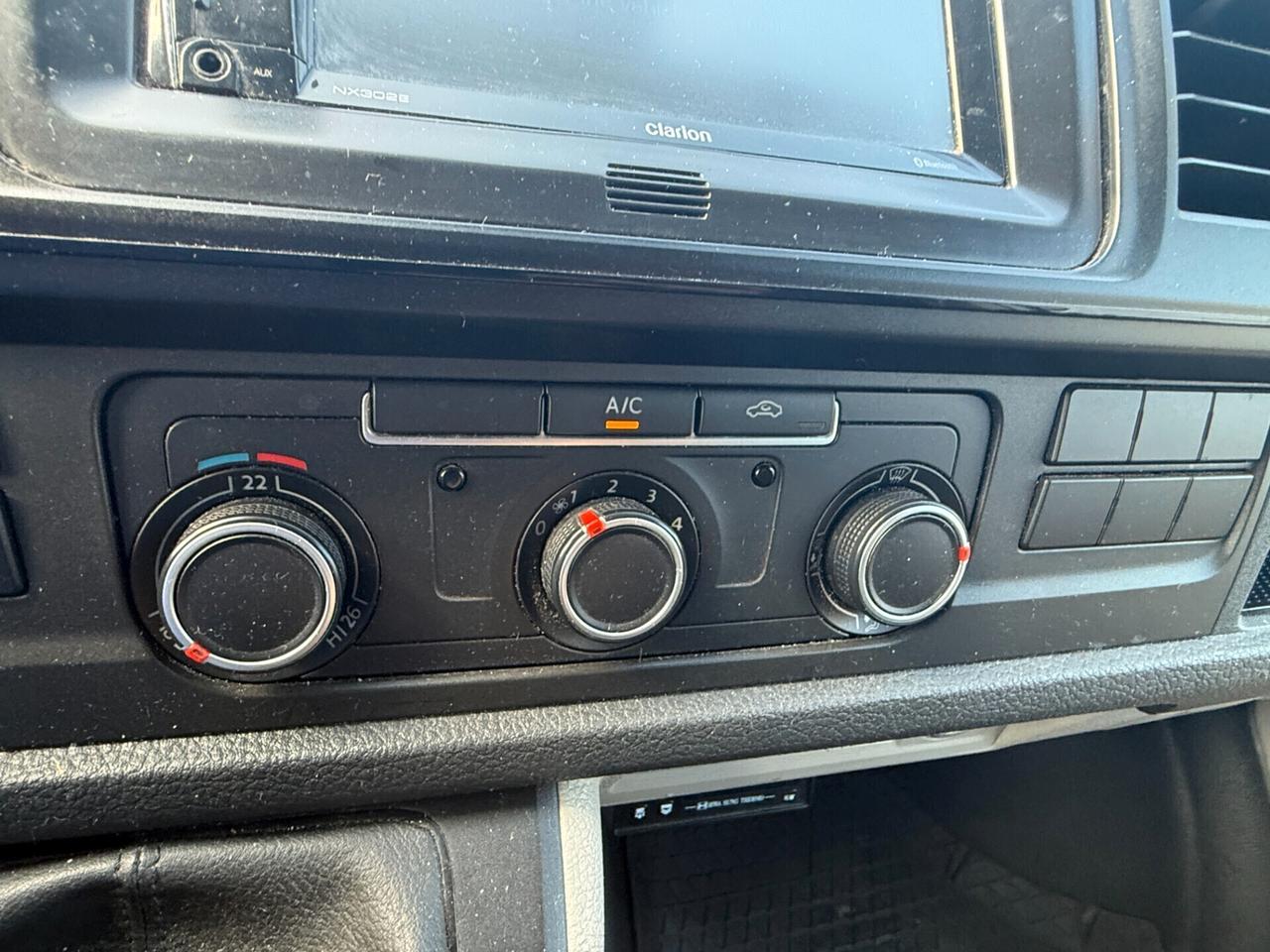 Volkswagen T6 Transporter 160 CV/150000 KM/L1H2/COIBENTATO/2016