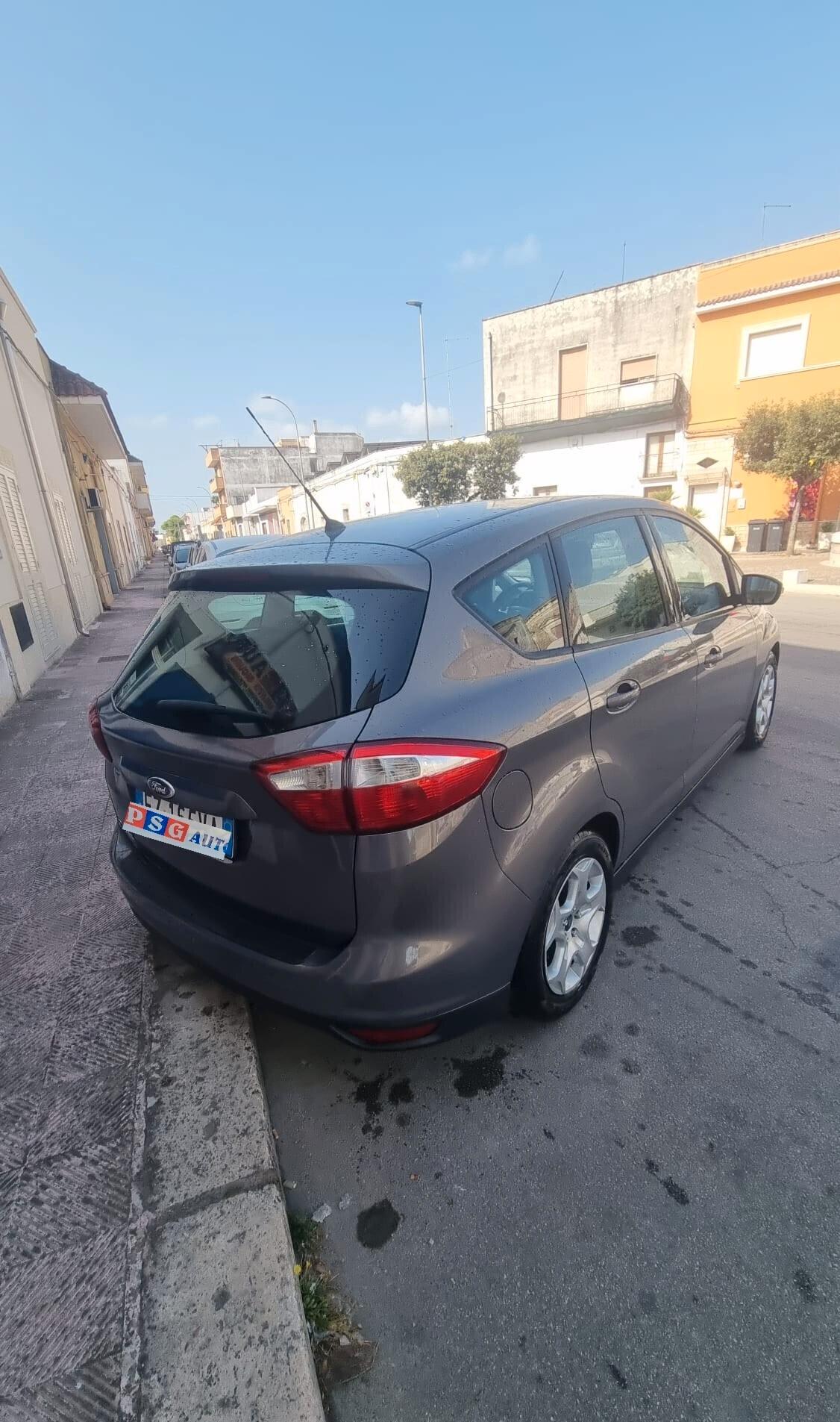 FORD C-MAX 1.6 TDCI 2015 146OOOKM DISTRIB ESEGUITA PERFETTA