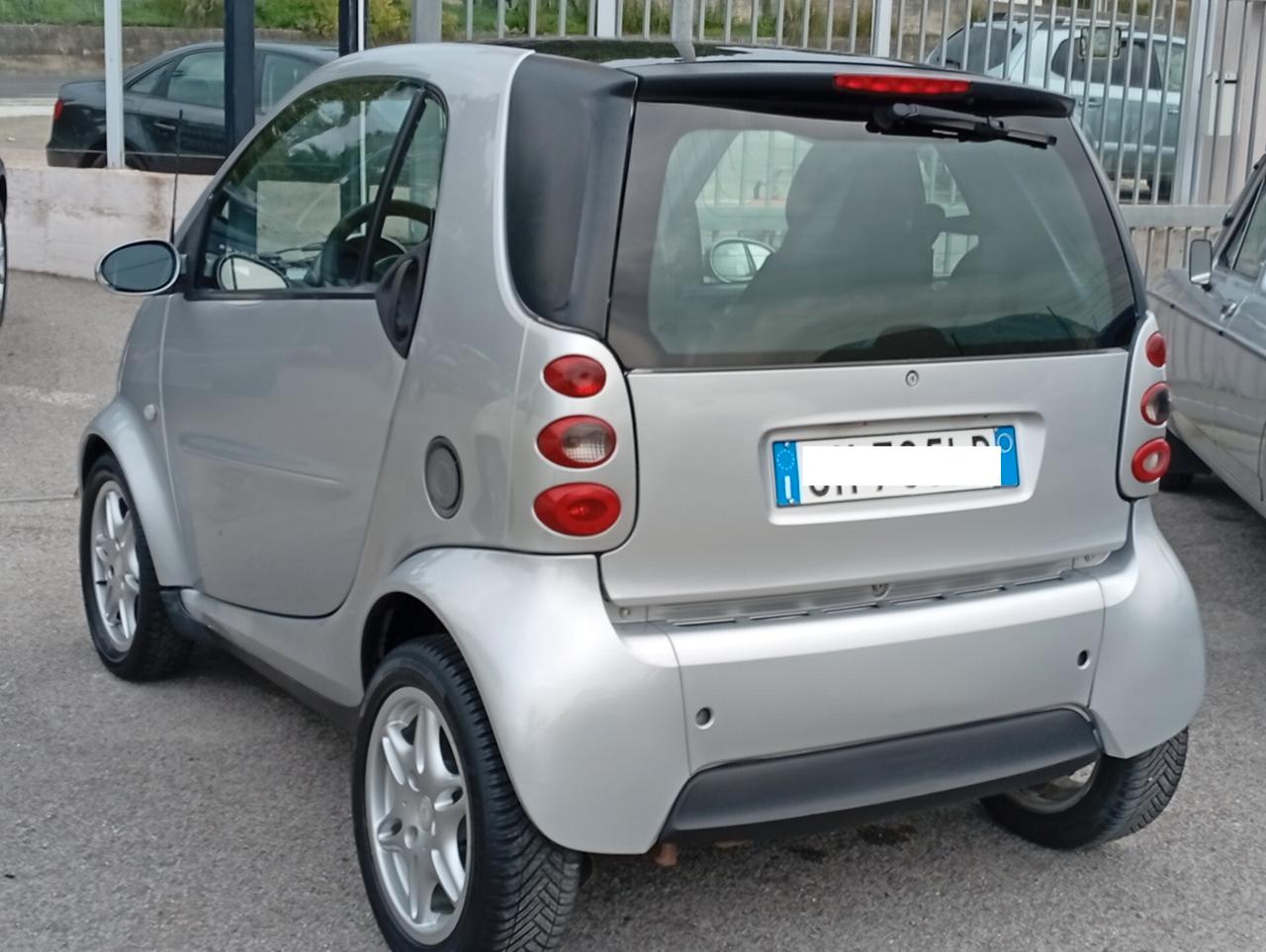 Smart ForTwo 700 coupé pure (45 kW)