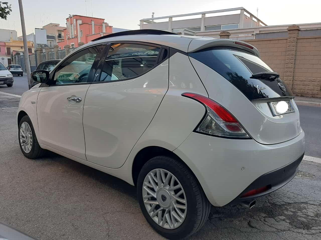 Lancia Ypsilon 1.3 MJT 16V 95 CV 5 porte S&S Platinum