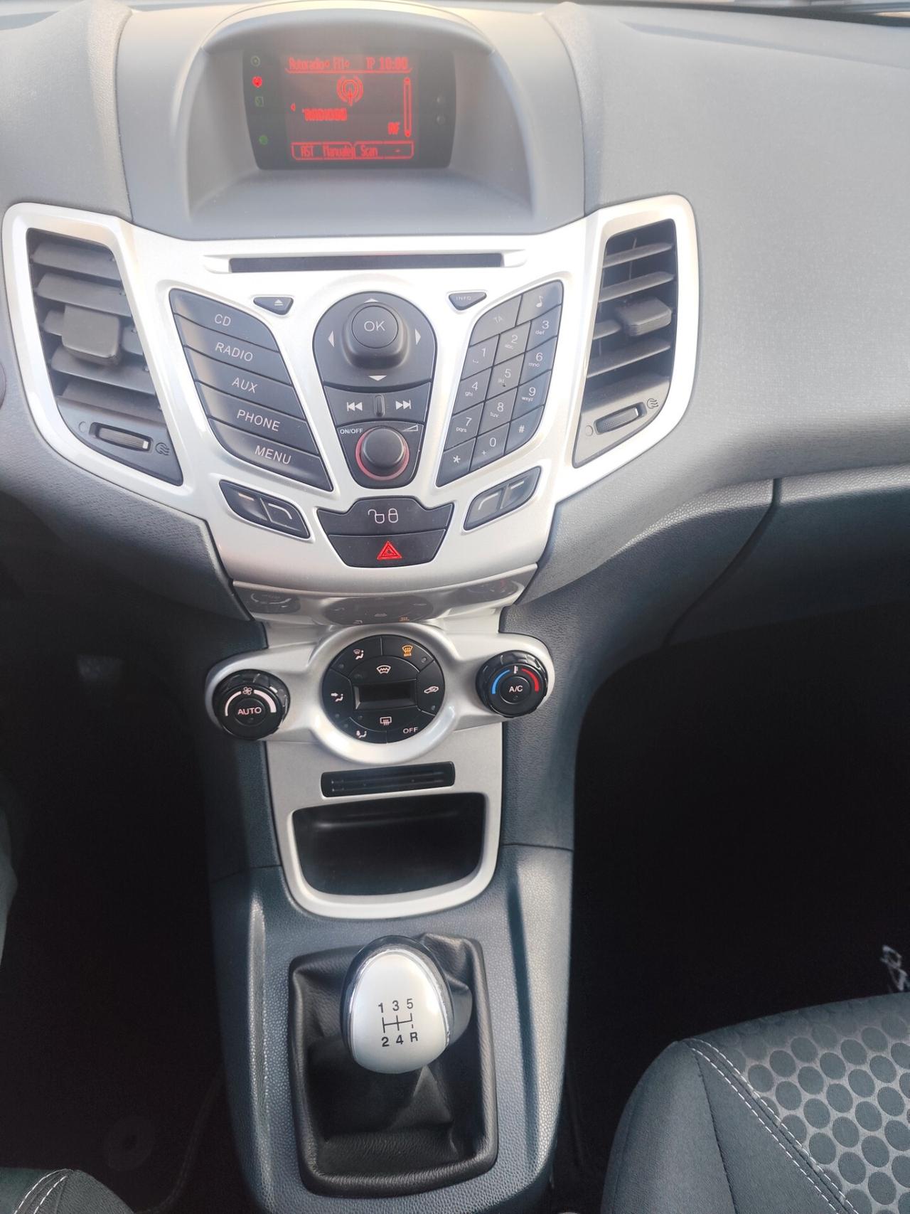 Ford Fiesta 1.4 TDCi 5p. Titanium