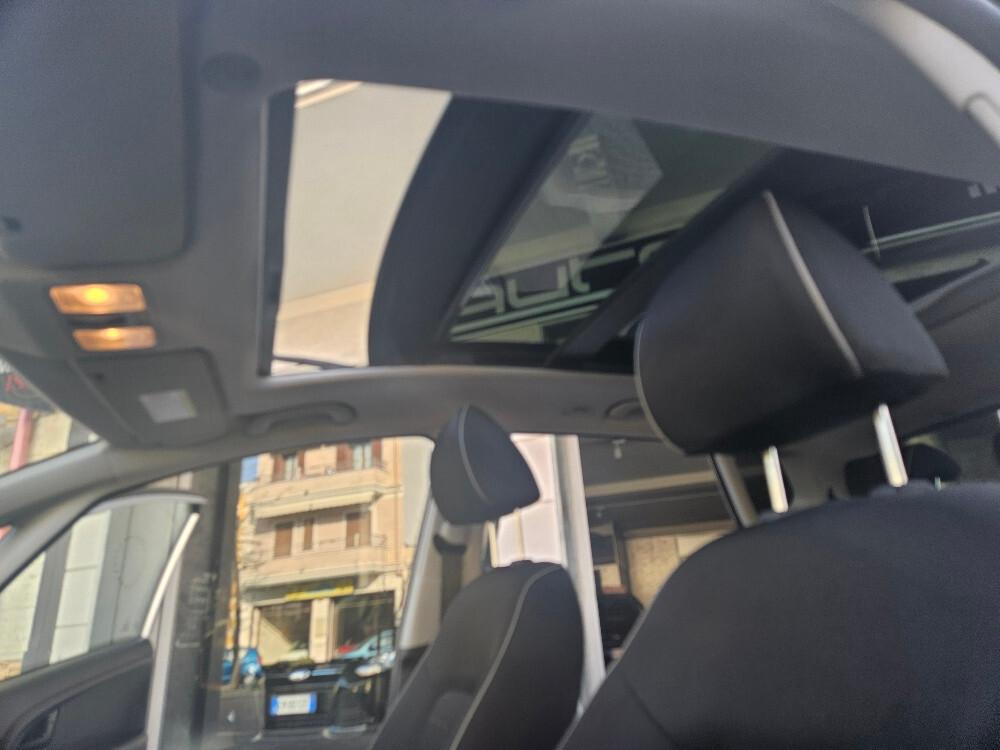 Kia Venga 1.4 CRDi 90CV Cool" Con Tetto Panoramico