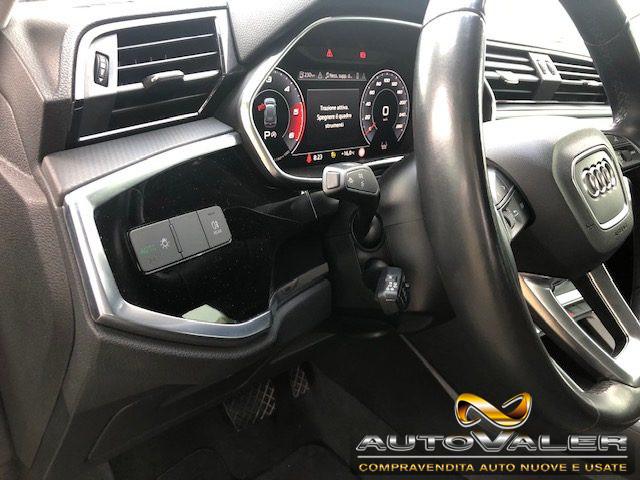 AUDI Q3 35 TDI S tronic Business Advanced