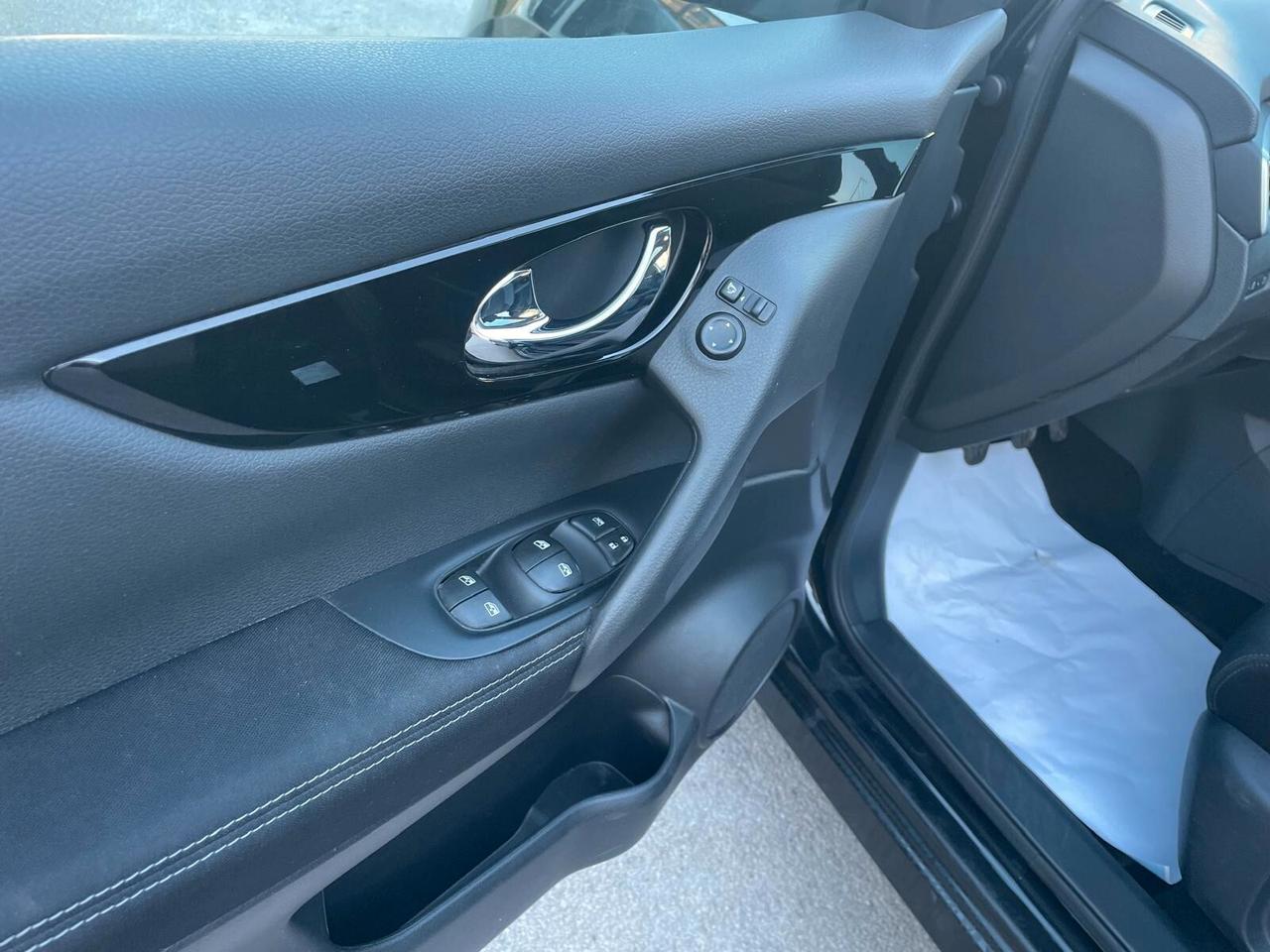 Nissan Qashqai 1.2 N-Connecta 116 cv - 2017