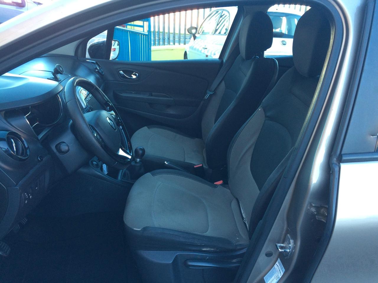 2015 Renault Captur 1.5 dCi 8V 90 CV Start&Stop Live per neopatentati !!