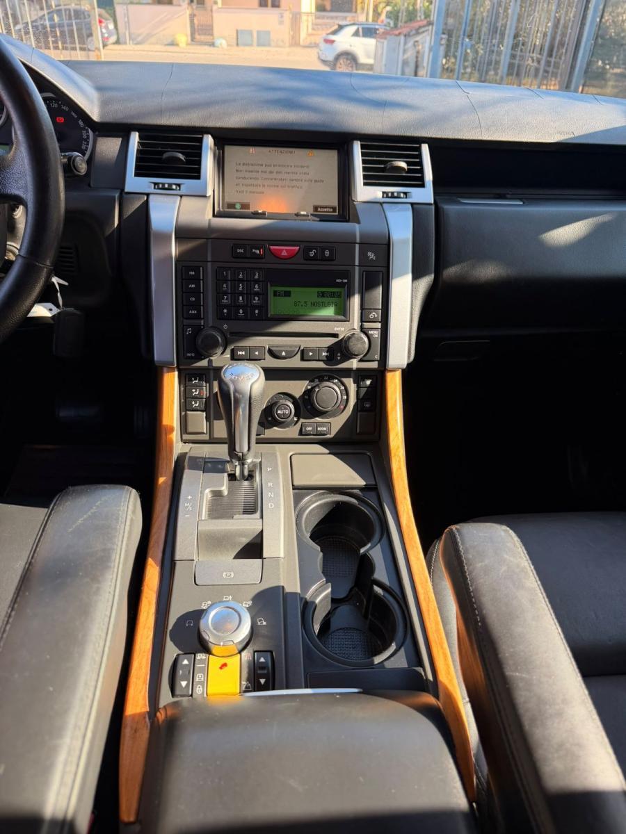 LAND ROVER - Range Rover Sport - 2.7 TDV6 HSE