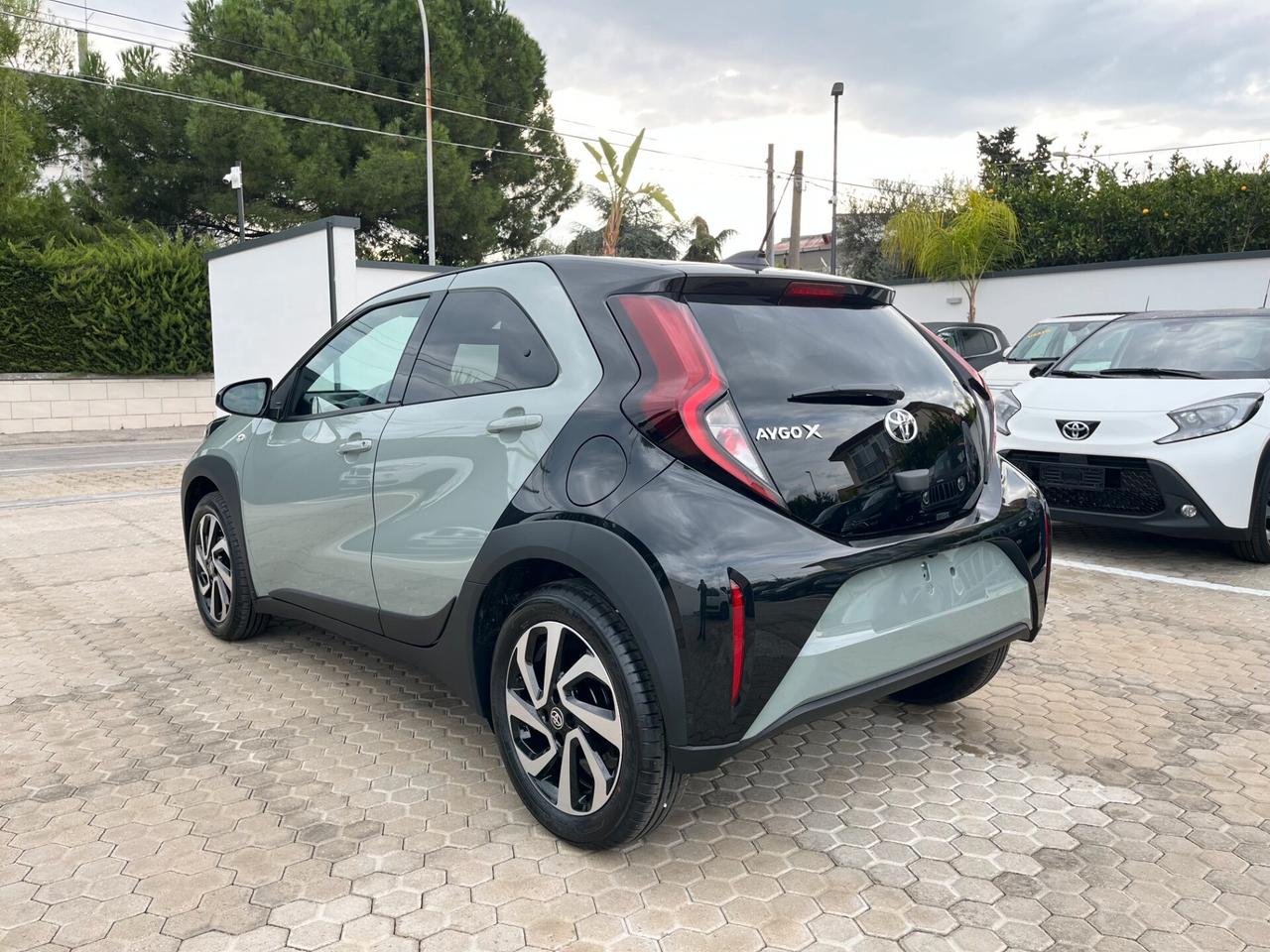 Toyota Aygo X 1.0 VVT-i 72 CV 5 porte Trend Km0