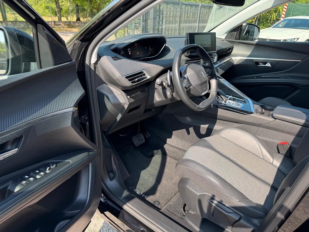 Peugeot 3008 BlueHDi 130 S&S EAT8 Allure