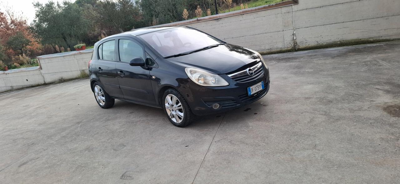 Opel Corsa 1.2 5 porte Enjoy