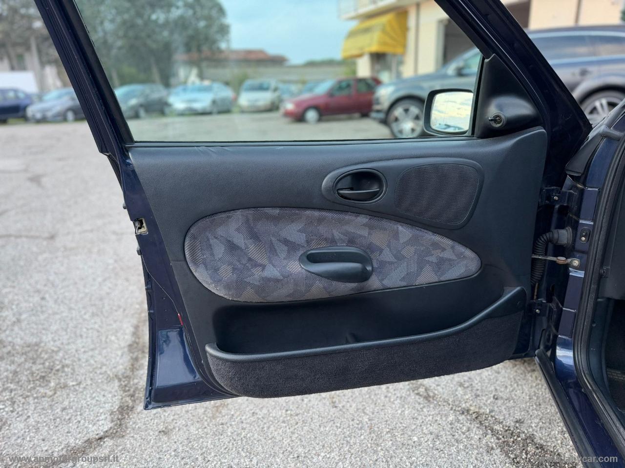 FORD Escort 1.6I 16V SW GHIA