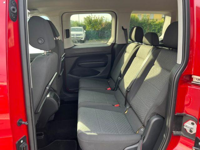 FORD Grand C-Max Gran Tourneo Connect 1.5 EcoBlue 120 CV Titanium