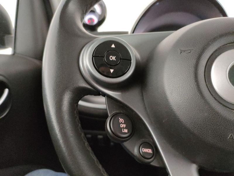 smart fortwo Cabrio 1.0 Passion 71cv twinamic my18