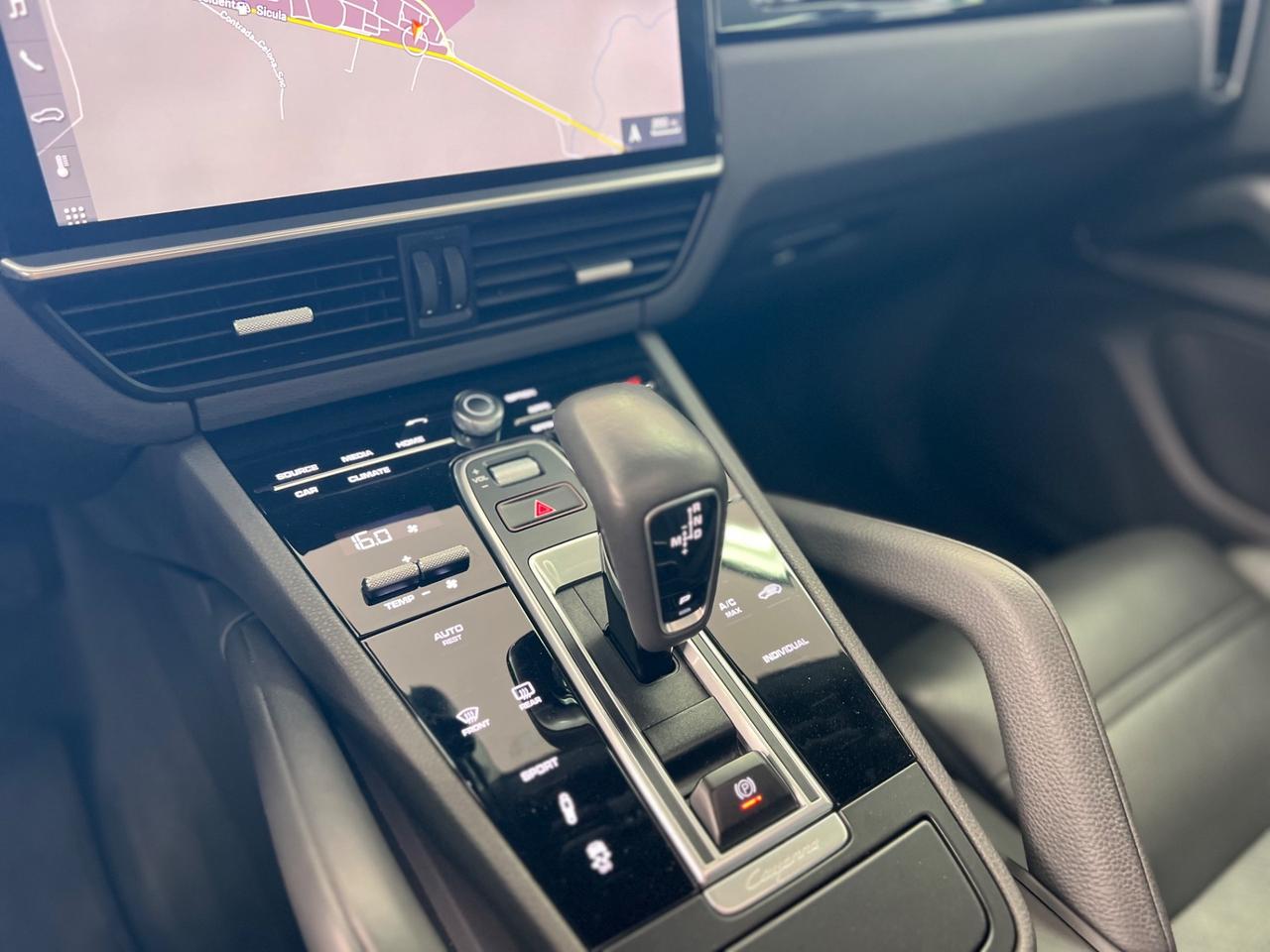 Porsche Cayenne 3.0 V6