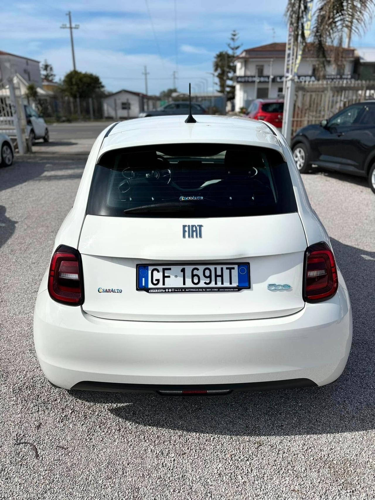 Fiat 500 500e Berlina 42 kWh Icon