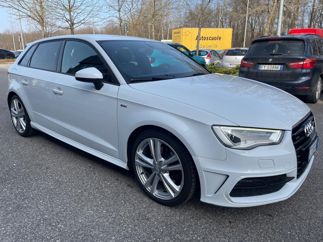Audi A3 2.0 TDI 184 CV clean diesel quattro*S-line*Automatik*