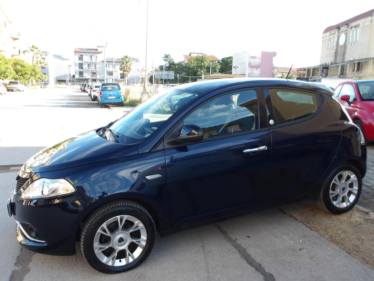 Lancia Ypsilon 5 Porte Ypsilon 1.2 Elefantino Blur 69cv