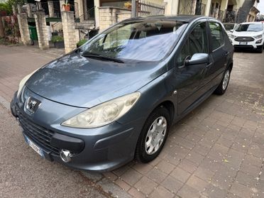Peugeot 307 1.6 16V 5p. XS