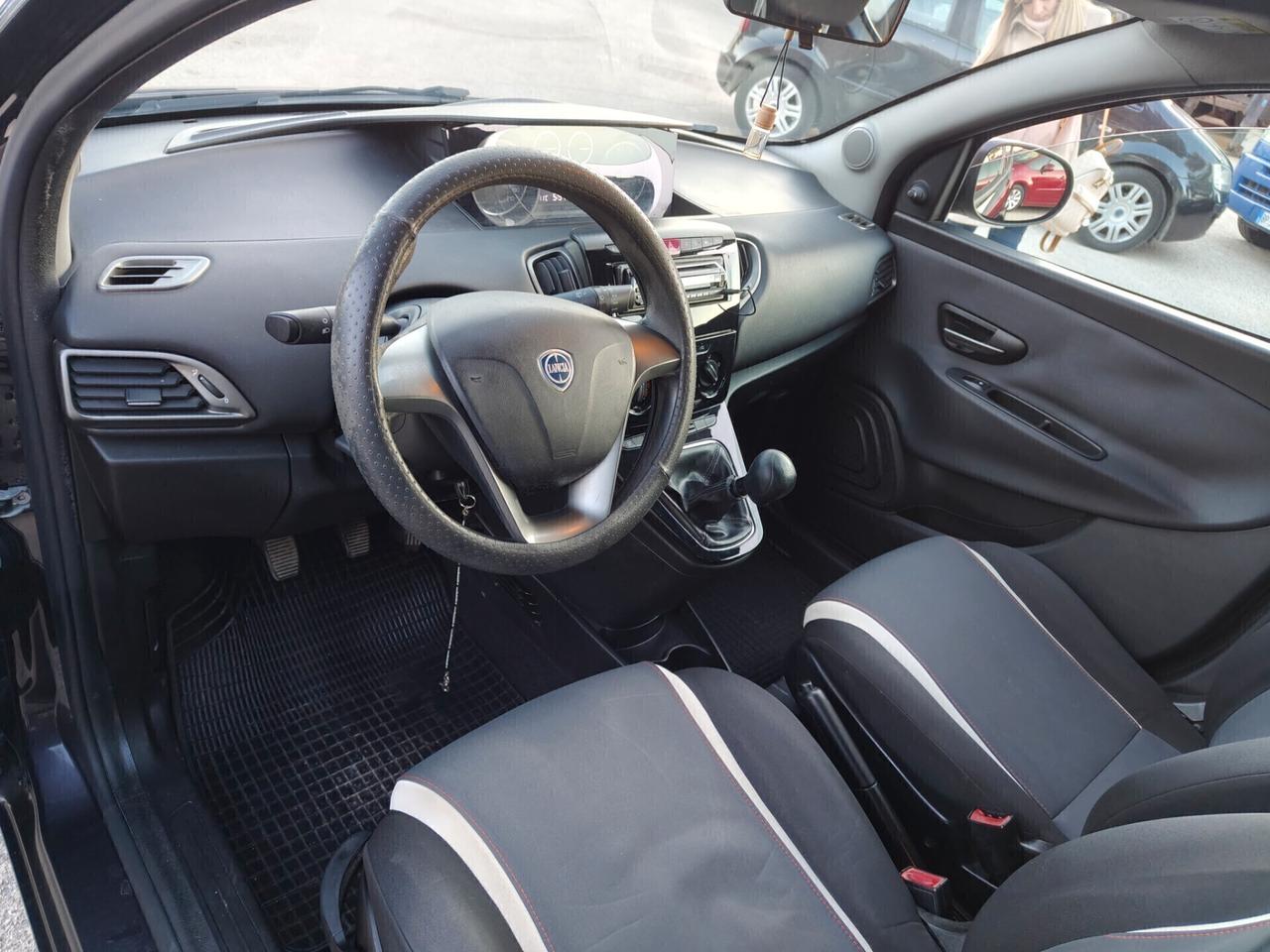 Lancia Ypsilon 1.3MTJ Gold tagliandi Fiat