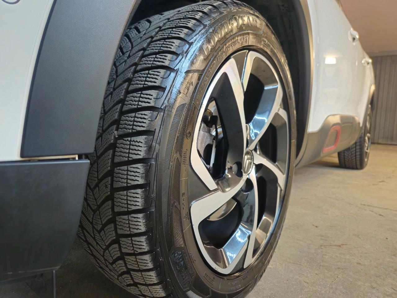 Citroen C5 Aircross 1.5 bluehdi Shine s&s 130cv eat8 my20