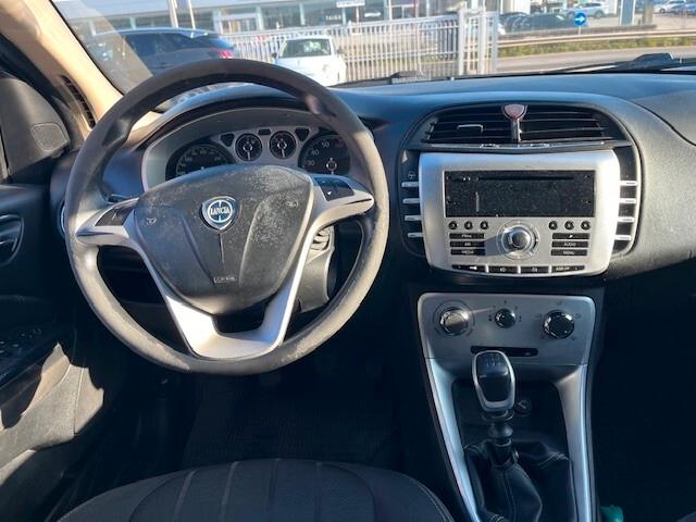 Lancia Delta 1.4 T-Jet 150 CV Argento