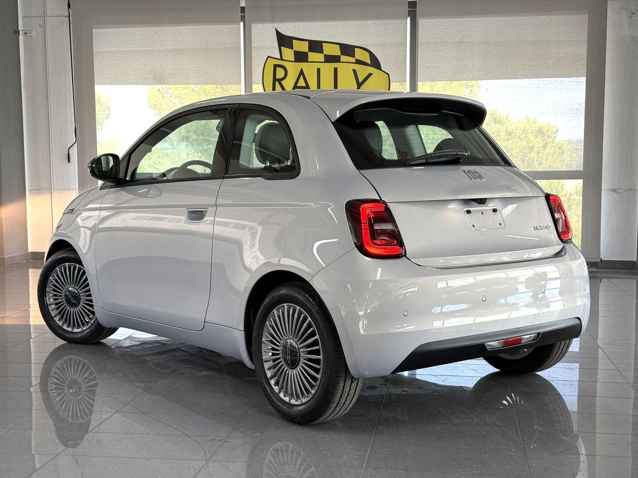 Fiat 500 Icon 1.0 65 MHEV #11976