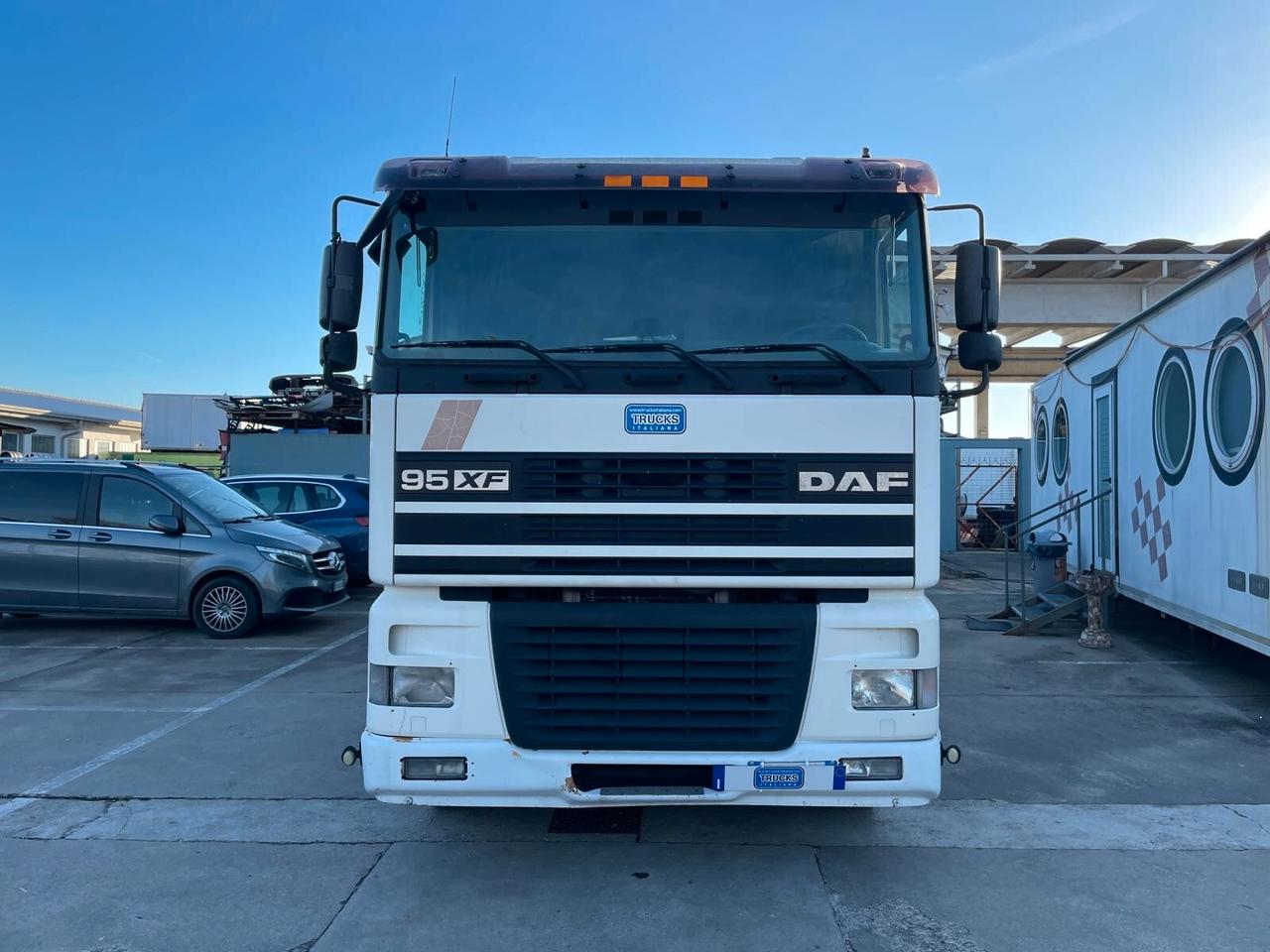 DAF 95 XF-430 - ALZA E ABBASSA ELETTRICO - POMPA MECCANICA