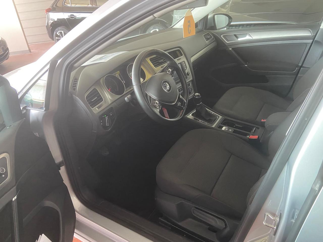 Volkswagen Golf 5p 1.6 tdi (btdi) comfortline business 110cv