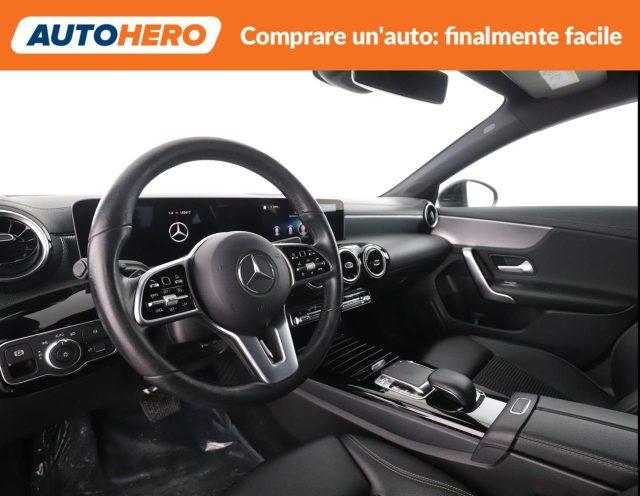 MERCEDES-BENZ CLA 200 d Automatic Shooting Brake Sport