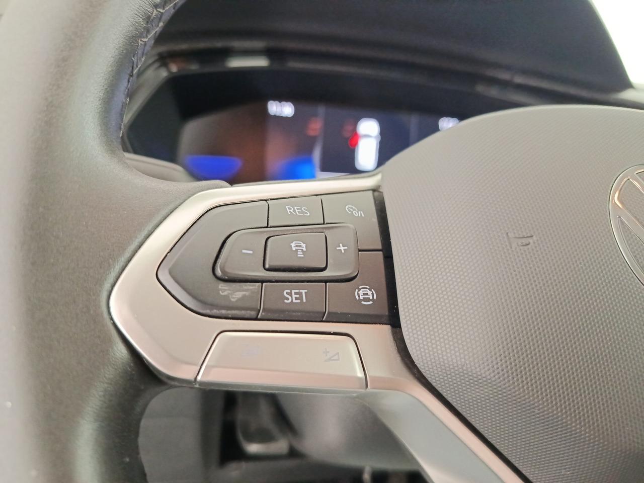 VOLKSWAGEN T-Cross - T-Cross 1.0 TSI Sport