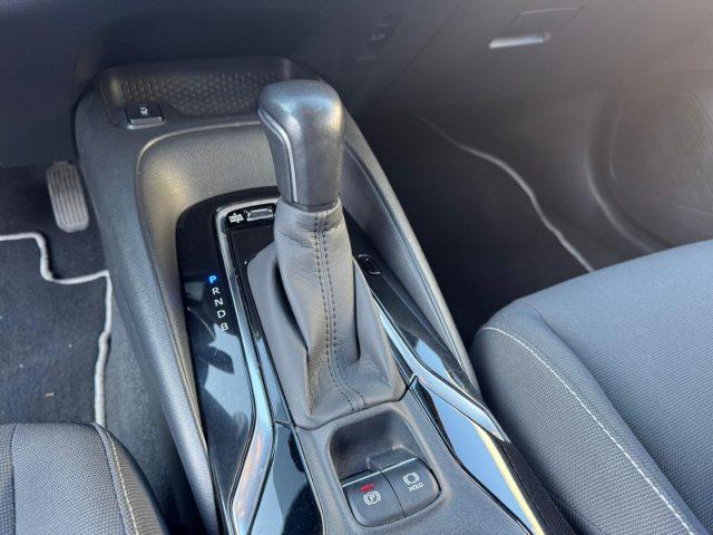 TOYOTA Corolla Touring 1.8 Hybrid Business(AUTOCARRO N1)