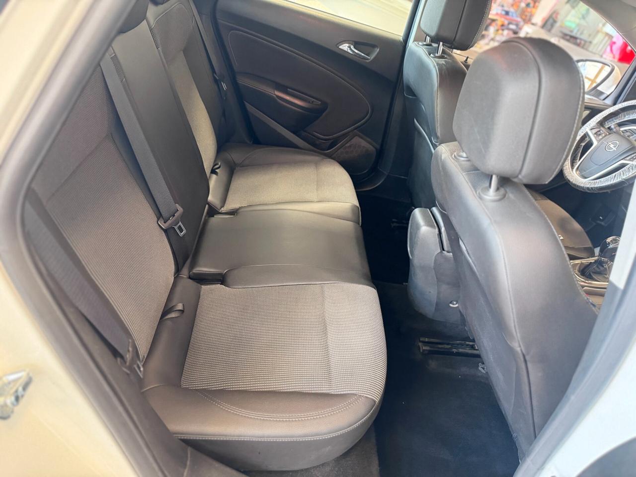 Opel Astra 1.7 CDTI 110CV Sports Tourer Cosmo Fleet