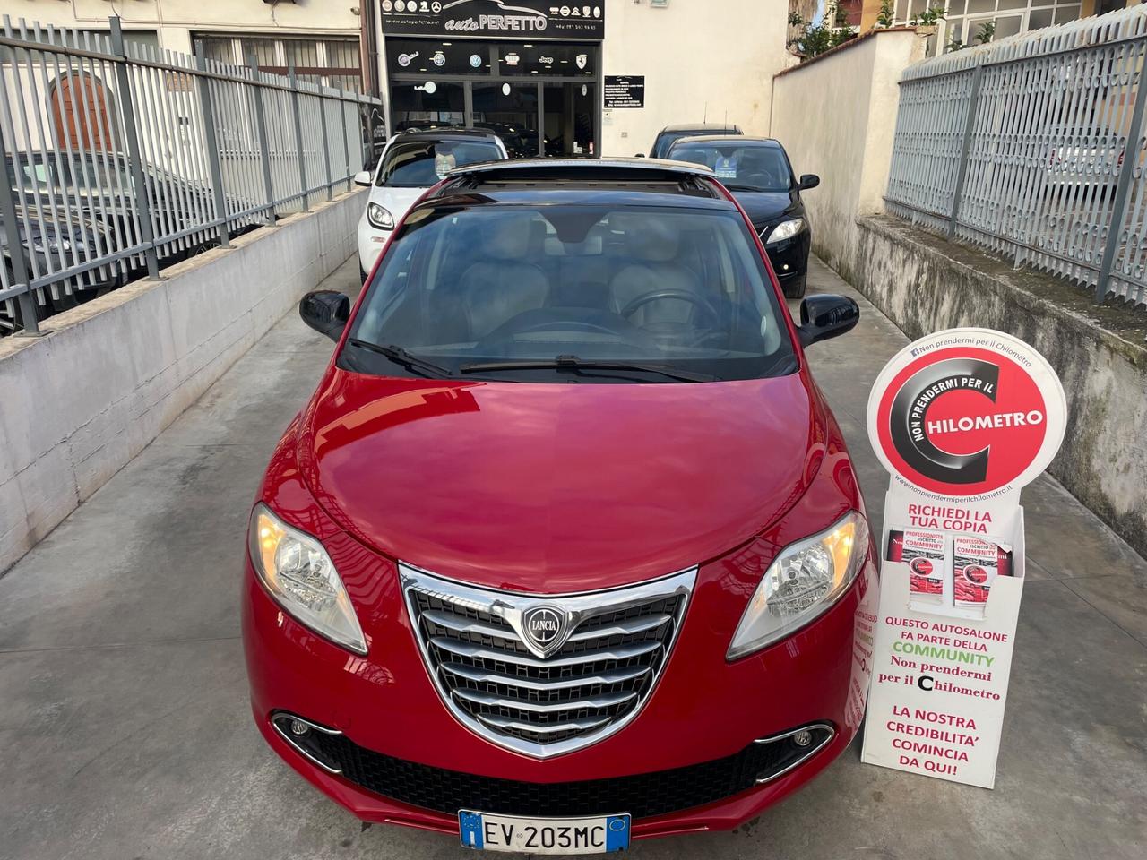 Lancia Ypsilon 0.9 TwinAir 85 CV 5 porte S&S DFN Platinum