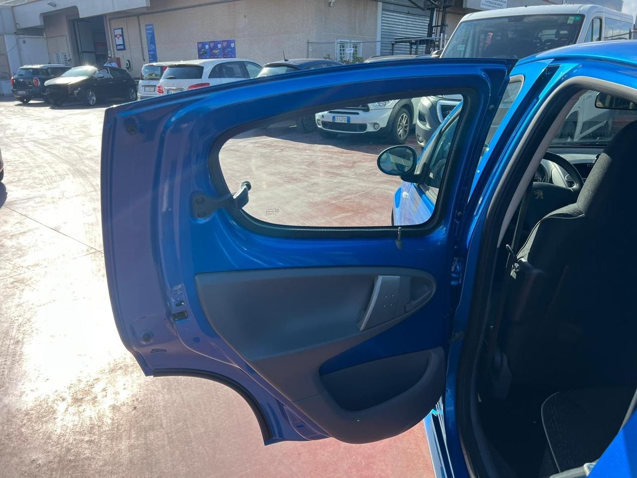 Peugeot 107 1.0 68CV 5p. Allure