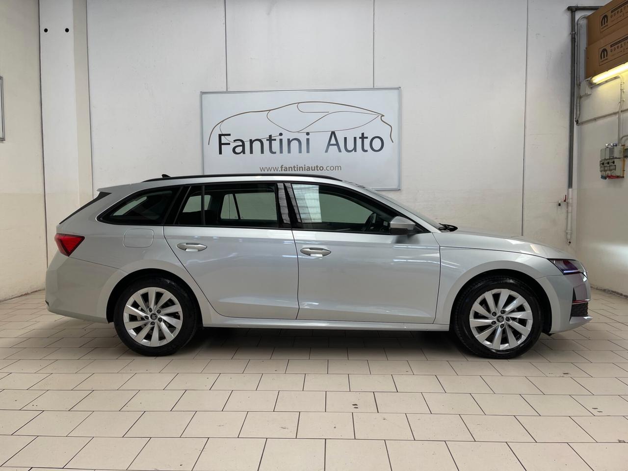Skoda Octavia Wagon Executive 2.0 TDI 150cv DSG-LEGGI SOTTO