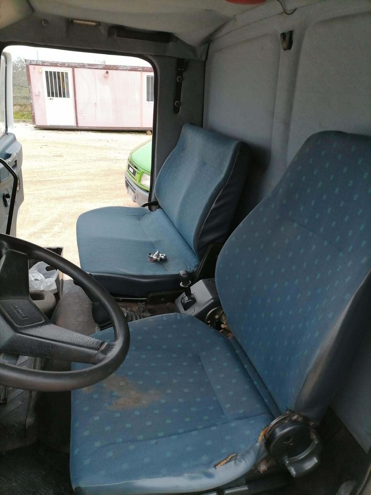 Daf trasporto animali vivi 75q