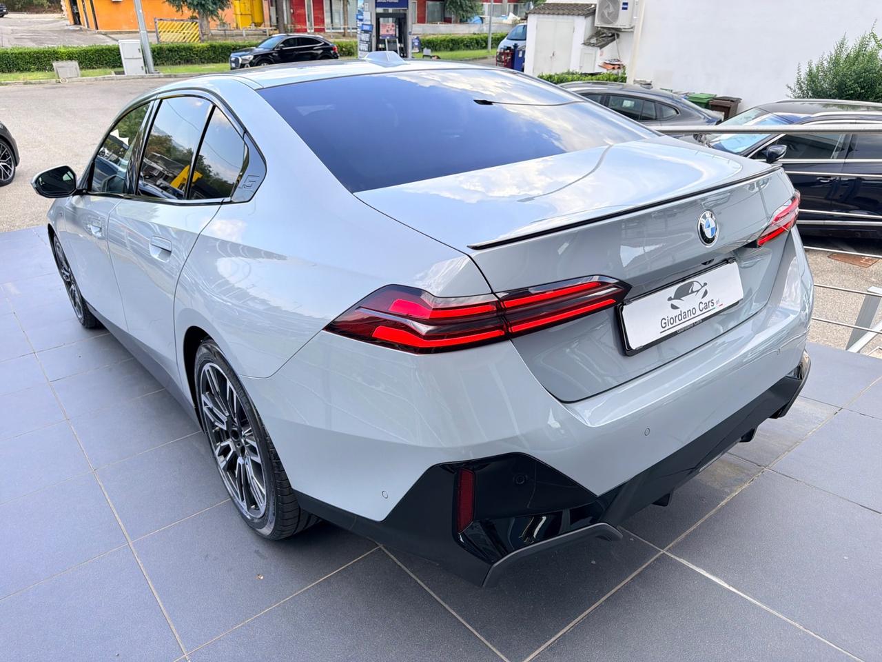 Bmw 520d 48V xDrive Msport 197cv grigio Nardo