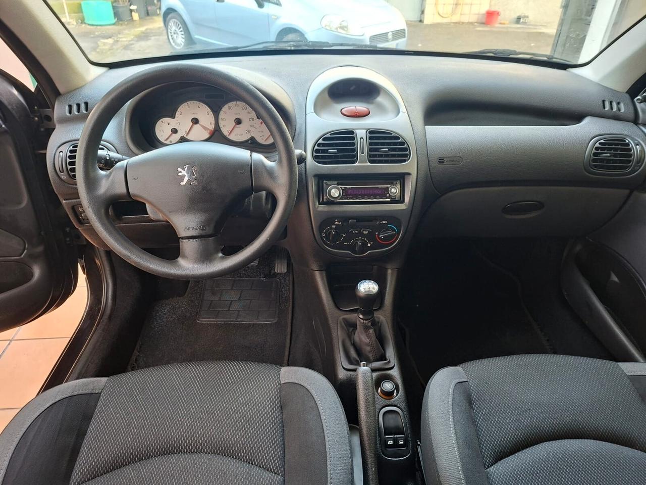 Peugeot 206 3p 1.4 Sweet Years, euro 4, ok neop.