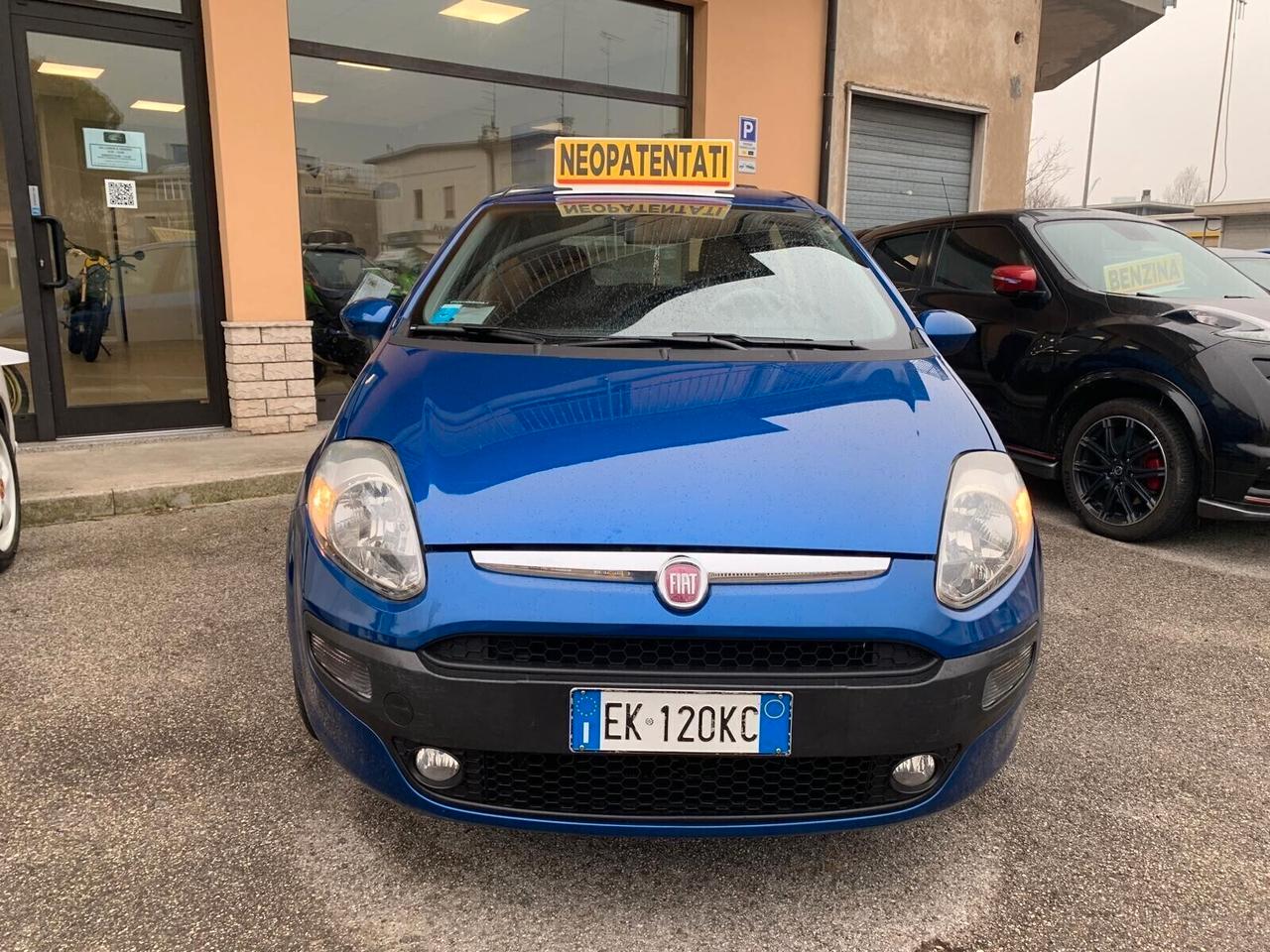 Fiat Punto Evo 1.4 benz. 5p Dynamic NEOPATENTATI