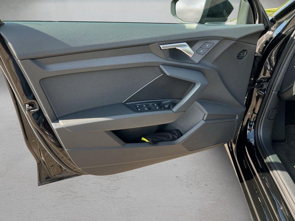 Audi A3 Sedan 30 TDI Business